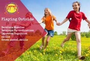 children develop sensory skills playing outdoors