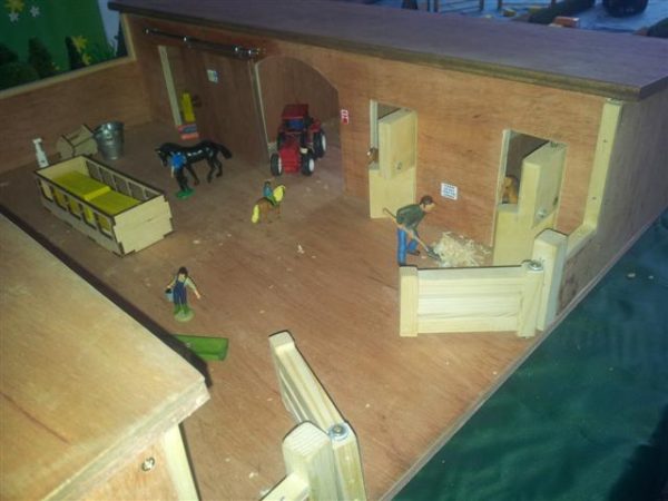 Complete stables Arena jumps paddock horse jumps wooden toy farm