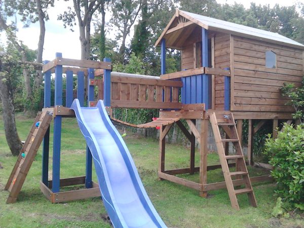 tree house playhouse climbing wall terrace slide climbing frame
