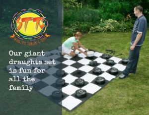 giant drafts garden game set