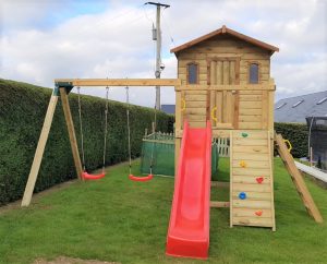Wackyworld treehouse with swings and slide