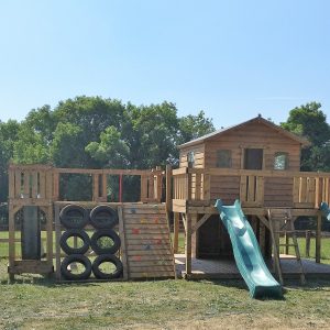 STTSwings-ultimate-jungle-gym-treehouse-playcentre
